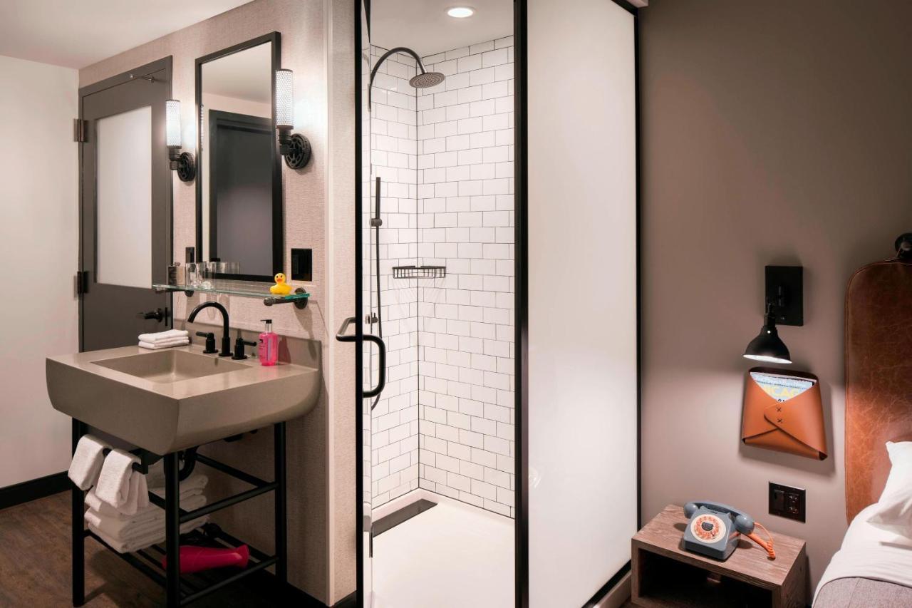 Moxy Chicago Downtown Hotel Exterior foto